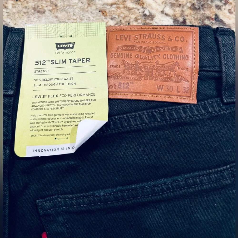NWT Levi’s Men’s 512 Slim Taper Distressed Jeans
